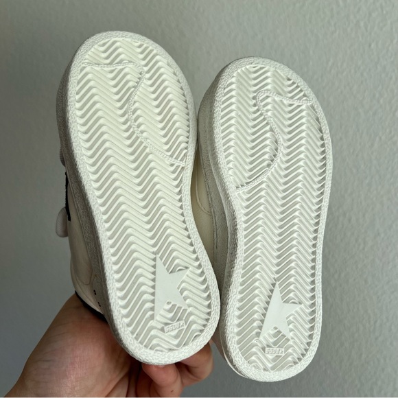 Toddler Golden Goose Velcro Sneakers - Picture 11 of 13